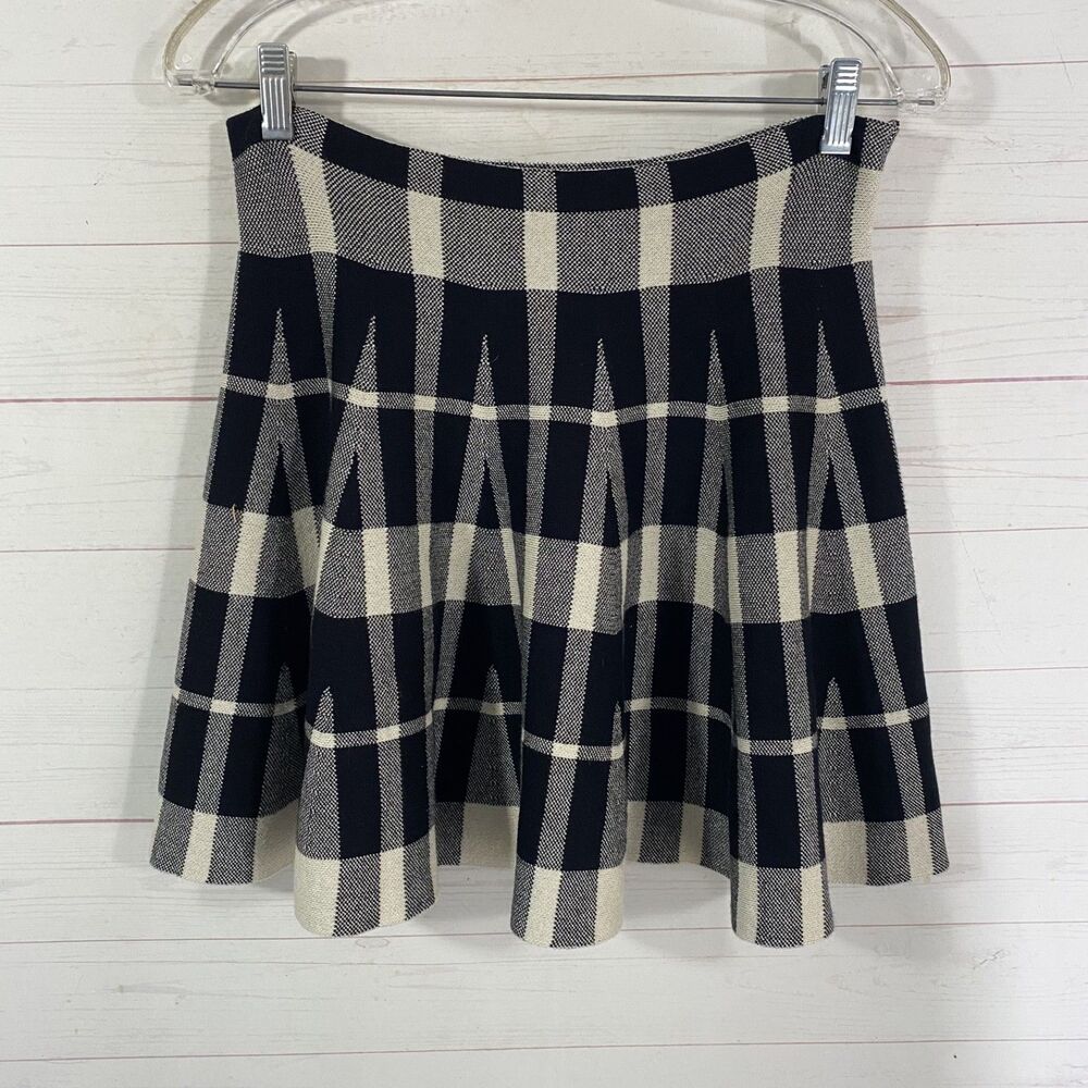 Hesperus Knit Plaid Mini Circle Skirt Juniors L/XL Black/White Stretch Pull On